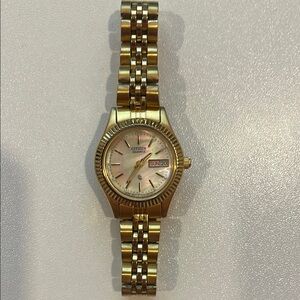 Citizen Quartz Gold Watch